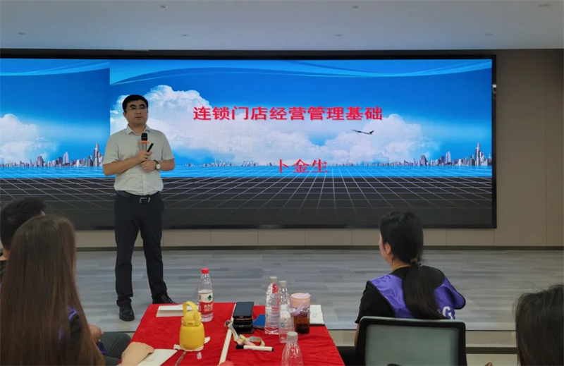 佳歌集成灶第8期“飛鷹計(jì)劃”鐵血訓(xùn)練營(yíng)圓滿收官 佳歌集成灶第8期“飛鷹計(jì)劃”鐵血訓(xùn)練營(yíng)圓滿收官